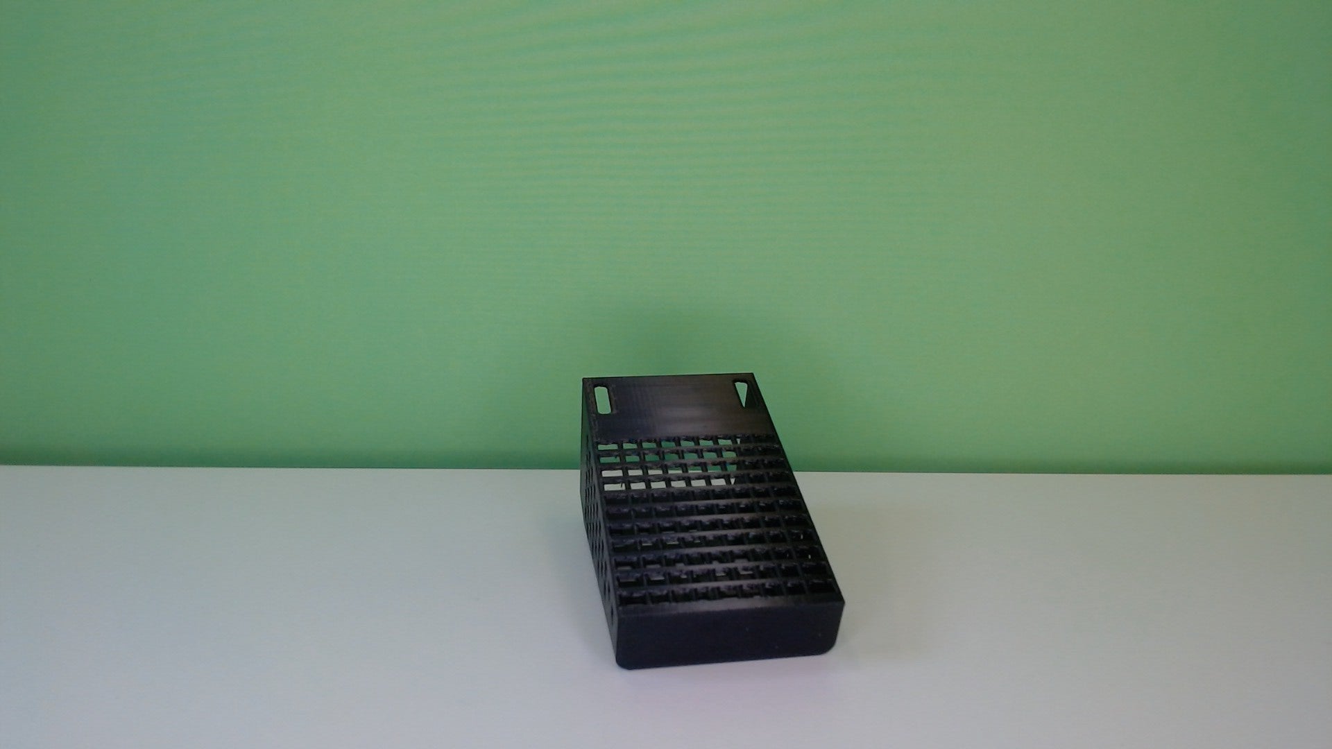 Kurv m vinkel blomsterpotte